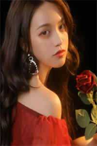 一叶知秋，半生知寒季欢朝云全集