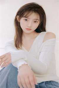 二十岁女儿穿到飞机失事时救下我篇章
