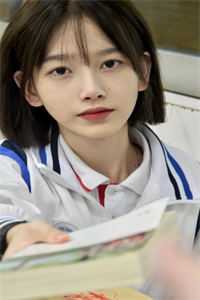 奶团荷包通古今，捡宝救活全荒村在线阅读