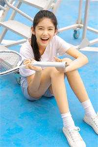 拿出亲子鉴定后，两个妈妈都慌了章节