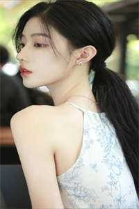 丰腴美人一出场，被军官大佬截胡精品篇