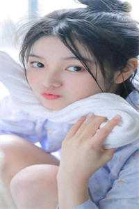 媚男班主任非要开除我，可我是校长挖过来的状元结局