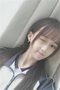 灯烛荧荧照孤寝精彩