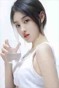 半颗丹心喂霜骨，一念成皇精修版