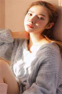 落红不懂春风意精彩