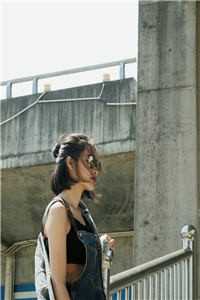 婚礼上闺蜜抖机灵说我打胎，重生后我让她为嘴贱付出代价全集