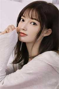 离婚后我专心搞事业，他急了章节