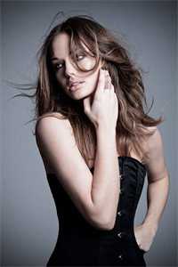 实习生把我当司机，可我是她老板啊连载