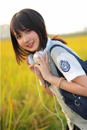 乖乖女走错房，被爹系大佬吻到哭精品篇