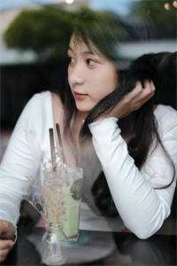 晚风轻拂旧相思试读