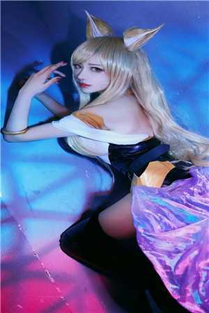 丰腴美人一出场，被军官大佬截胡列表