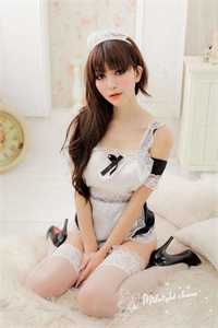 本想苟着当管事，结果被千金们倒追完本