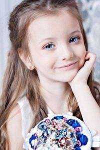 将军要抬大肚子女副将为平妻，重生后废物美人大度让贤全文无删减