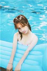 三年喂狗，一夜间变柠檬精爆火全网