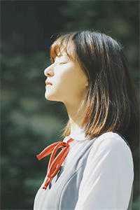 与谁刹那共余晖精选