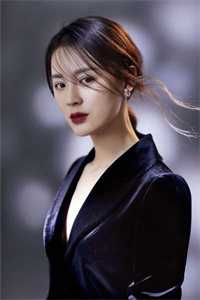 异世争霸：这个恋爱必须谈！在线看