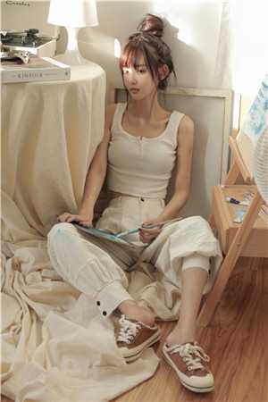 侯府真千金抢我诗作，我送她抄家灭族大礼包江枝意江舒桐无删减+无广告