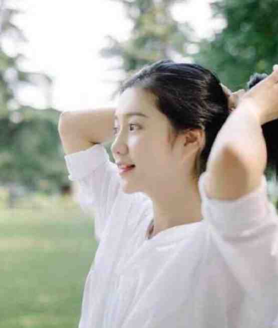 我跟闺蜜被杀后脱离世界回家，亲人们却疯了畅读