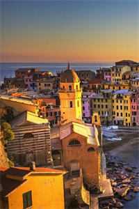 爸妈把我卖给丧葬大佬给弟弟换首付，我靠弹幕杀疯了推荐