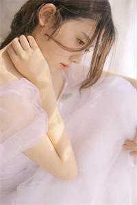 清纯蛇妖火辣辣，纯阳王爷哪里跑热门